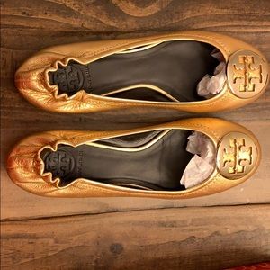 TORY BURCH REVA BALLET FLAT, METALLIC GOLD LEATHER